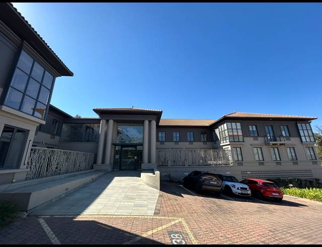 556M² OFFICE TO LET IN SANDTON CENTRAL